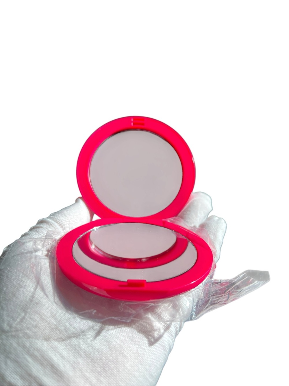 Dior Quilted Hot Pink Pocket Mirror with Silver CD Logo - NIB - Picture 3 of 4